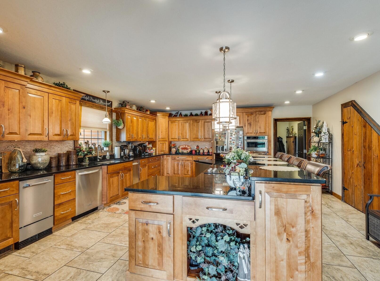 763 Redbud Highway Rosedale, VA 24280 - Photo 3 of 95 763 Red Bud Lane pic 3