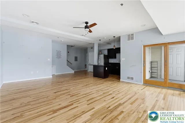 $2,300 | 623 Walnut Street, Unit C2, Easton, PA 18042