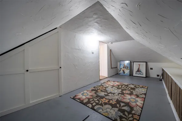 a view of a backyard of the house