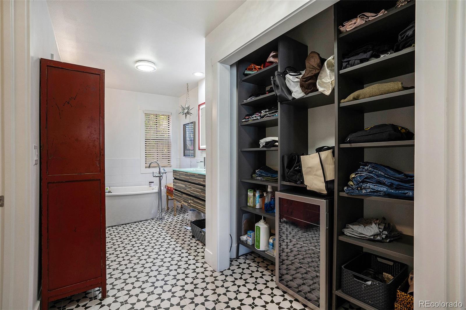 1600 South Quebec Way, Unit 10 Denver, CO 80231 - Photo 14 of 29 a walk in closet