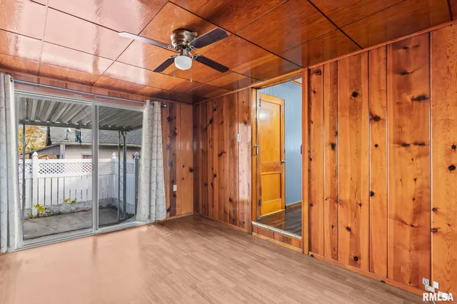 $75,000 | 631 Chase Street, Hillsboro, IL 62049