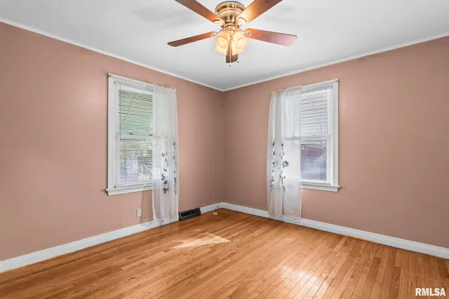 $75,000 | 631 Chase Street, Hillsboro, IL 62049