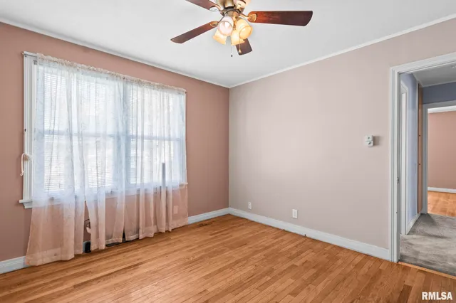 $75,000 | 631 Chase Street, Hillsboro, IL 62049