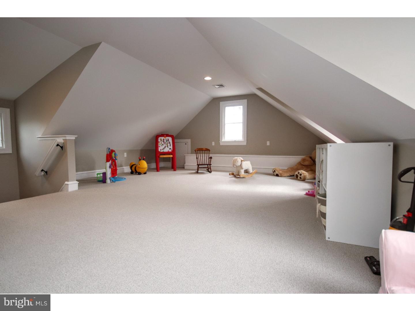 303 West Avenue Wayne, PA 19087 - Photo 22 of 25