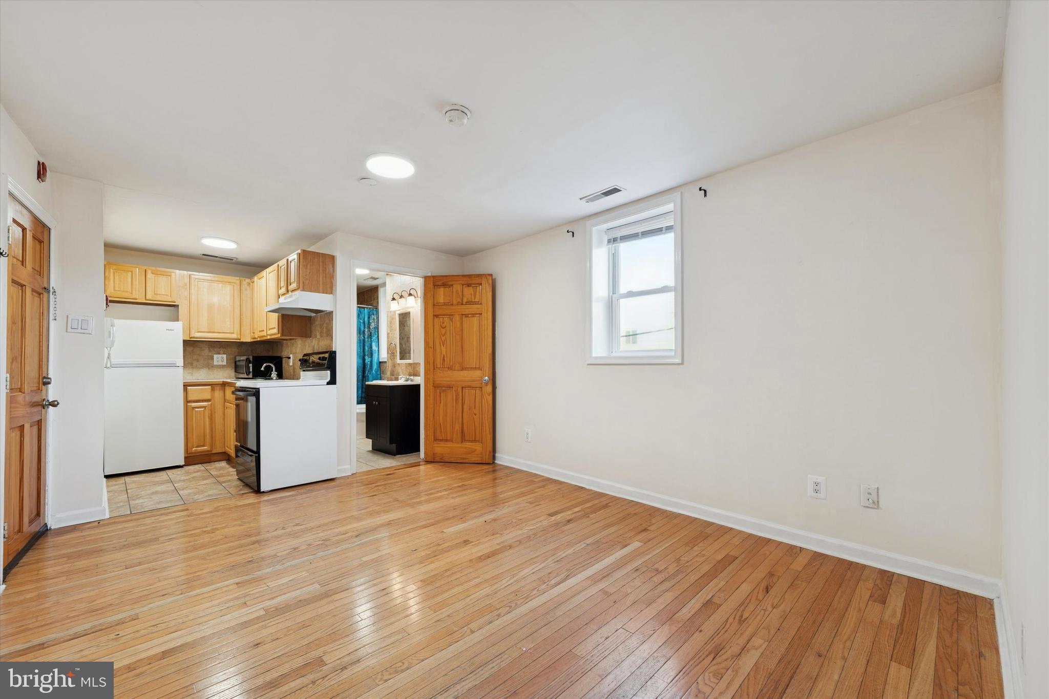 621 Federal Street, Unit 2 Philadelphia, PA 19147 - Photo 4 of 18
