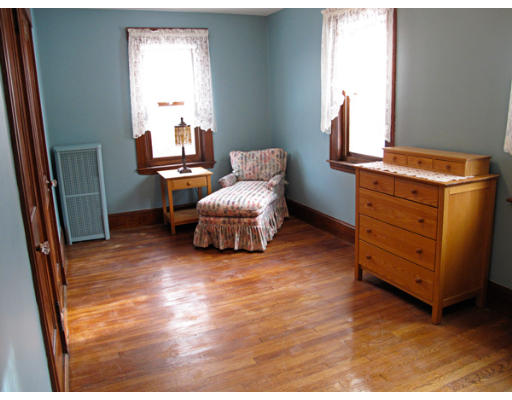 32 Hawthorn Road Braintree, MA 02184 - Photo 12 of 19 Gallery Image 12