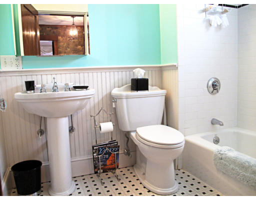32 Hawthorn Road Braintree, MA 02184 - Photo 15 of 19 Gallery Image 15