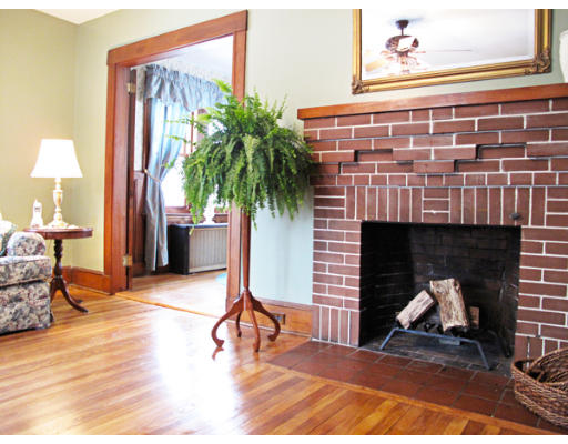 32 Hawthorn Road Braintree, MA 02184 - Photo 10 of 19 Gallery Image 10