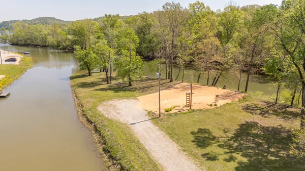 $58,000 | 258 Drake Drive, Clifton, TN 38425