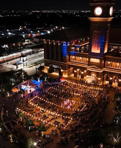 a front view of a building with street view