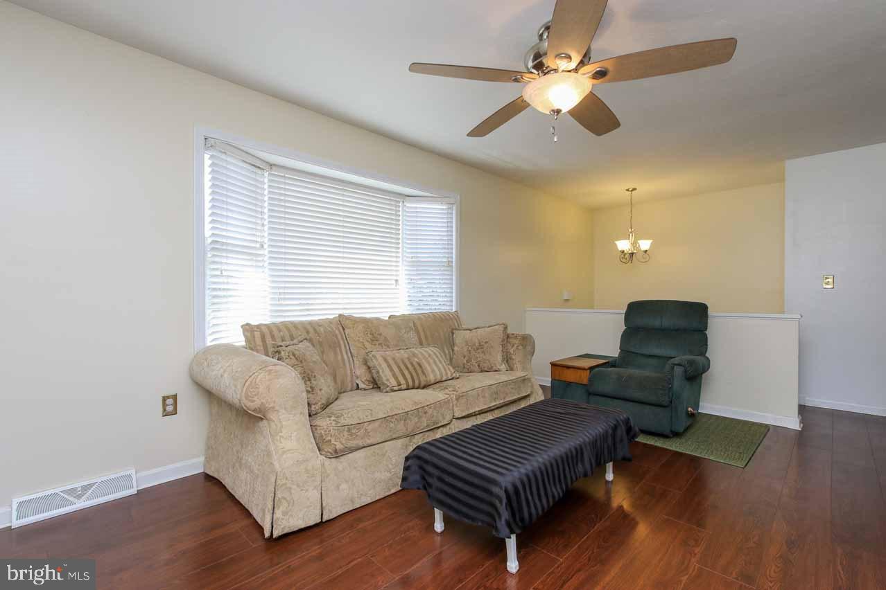 80 Fox Run Road Hanover, PA 17331 - Photo 3 of 34