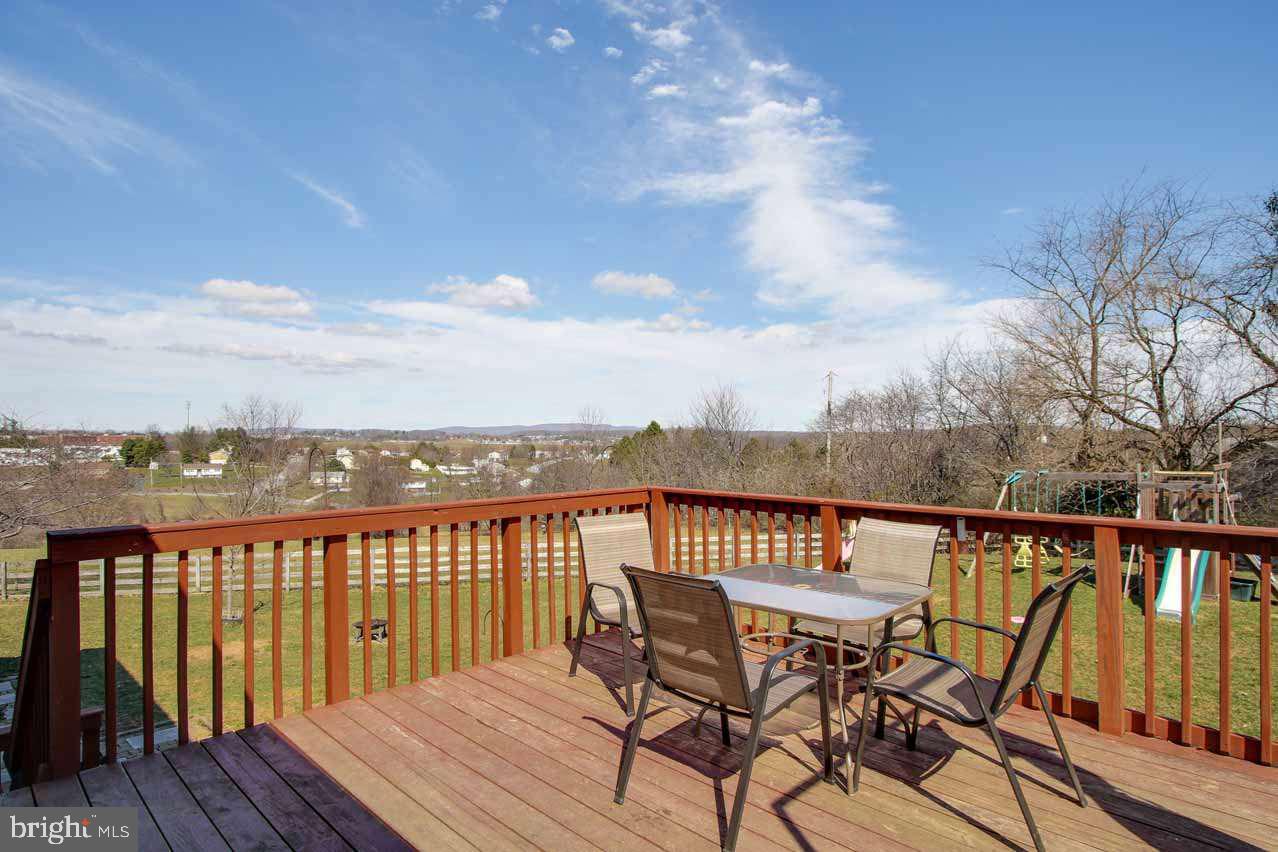 80 Fox Run Road Hanover, PA 17331 - Photo 31 of 34