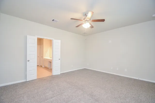 $3,200 | 14154 Little River Drive, Baytown, TX 77523