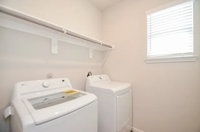 $3,200 | 14154 Little River Drive, Baytown, TX 77523