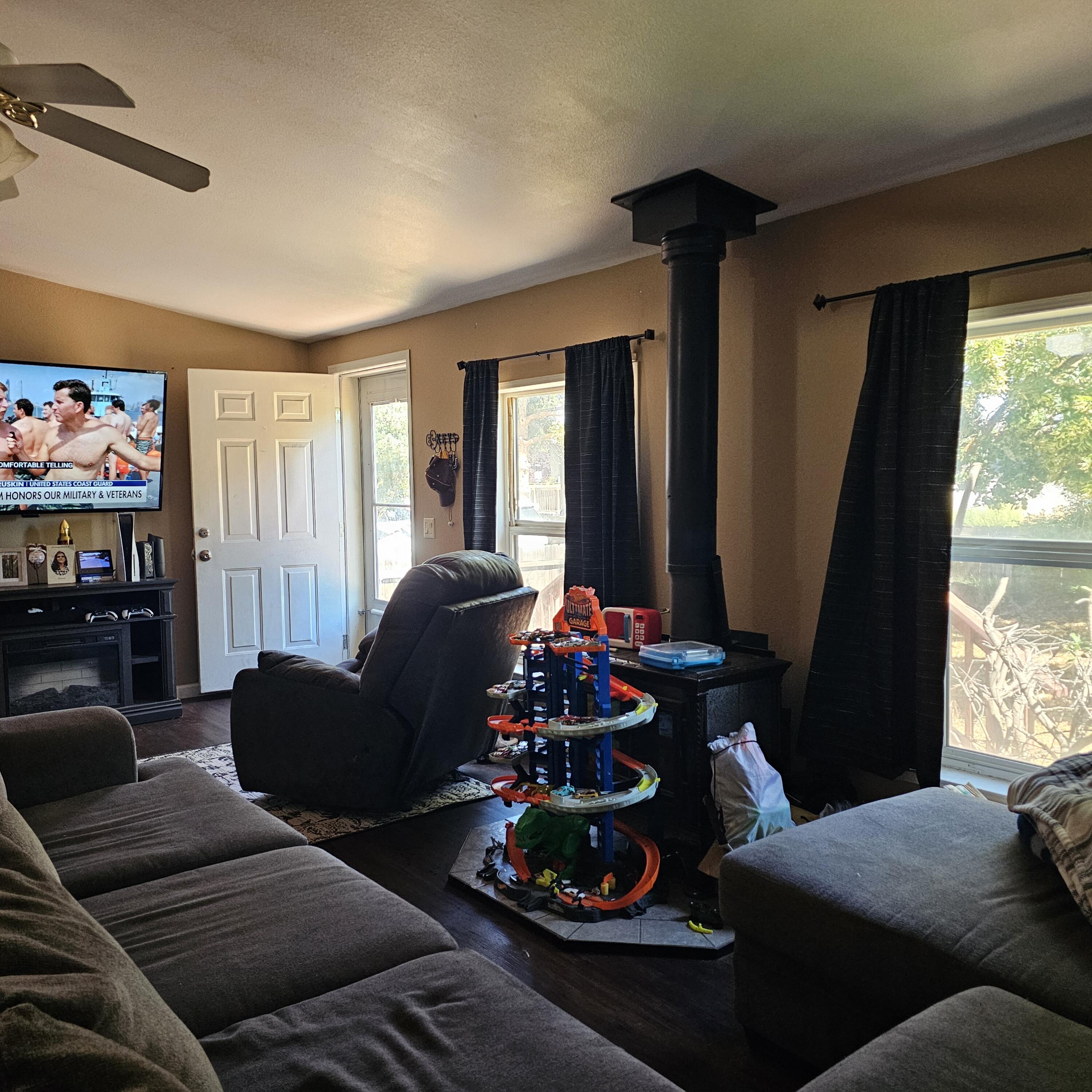 5104 Homedale Road Klamath Falls, OR 97603 - Photo 13 of 38 20250819_133314