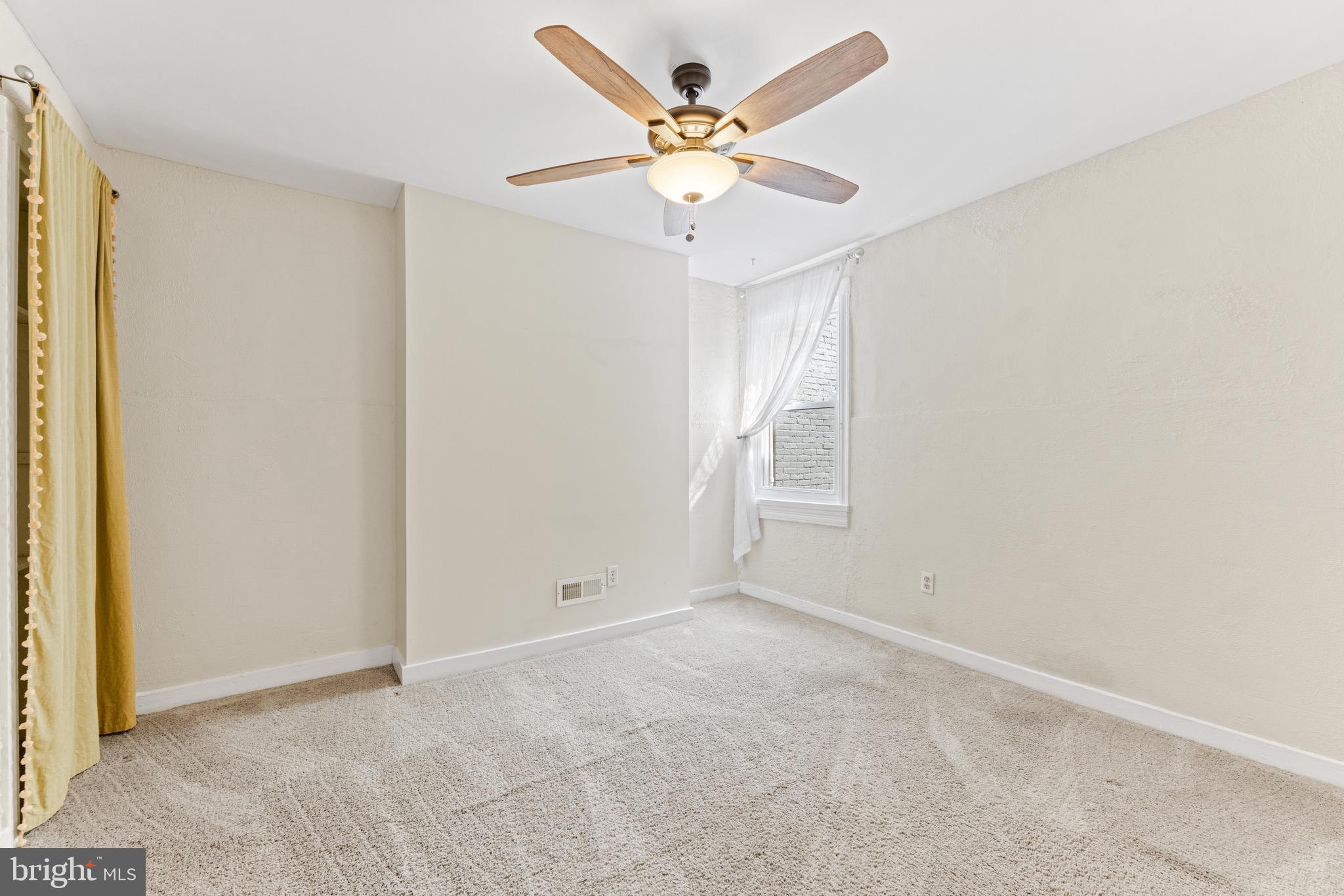 2949 Keswick Road Baltimore, MD 21211 - Photo 13 of 29 Second upstairs bedroom