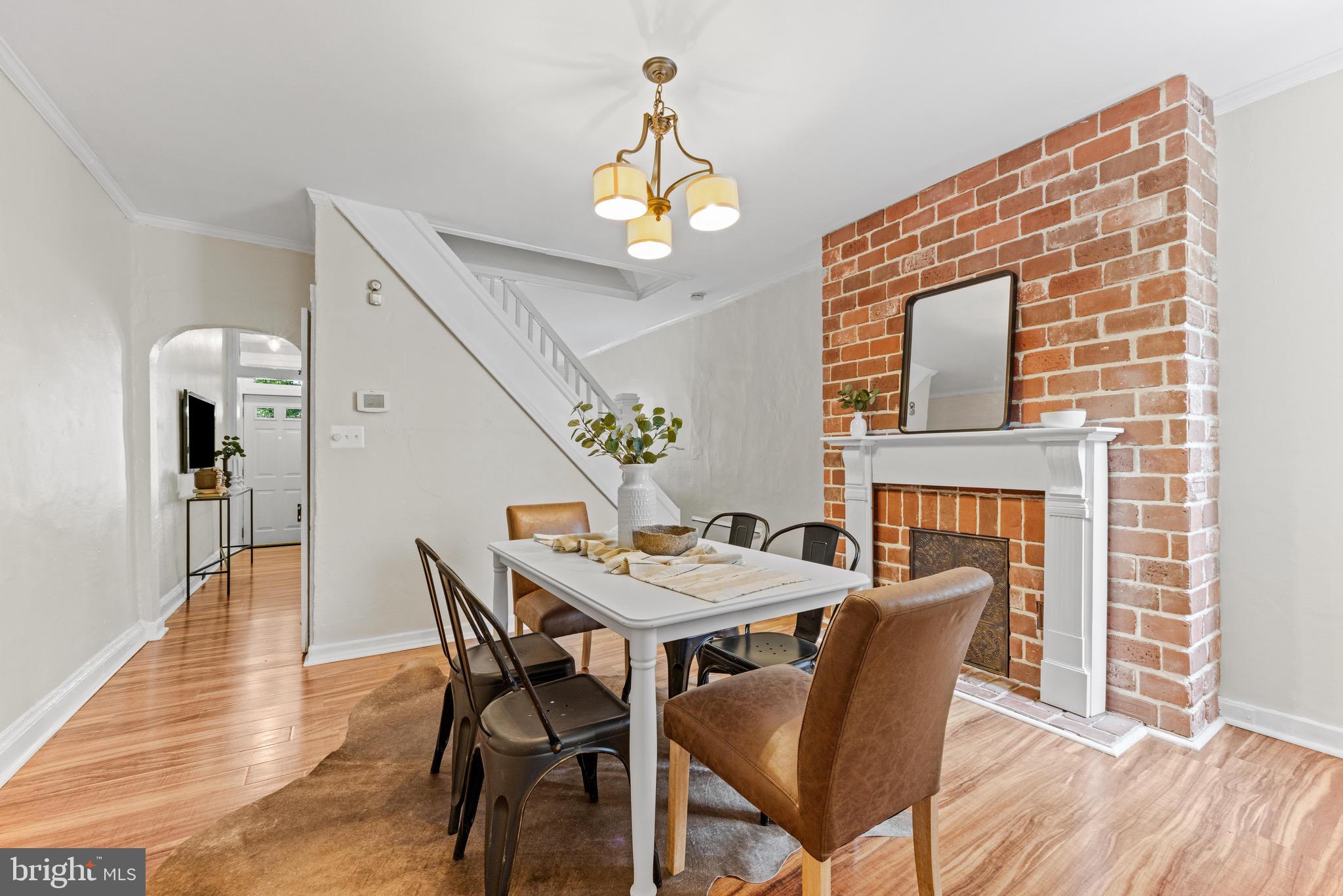 2949 Keswick Road Baltimore, MD 21211 - Photo 6 of 29 Dining room