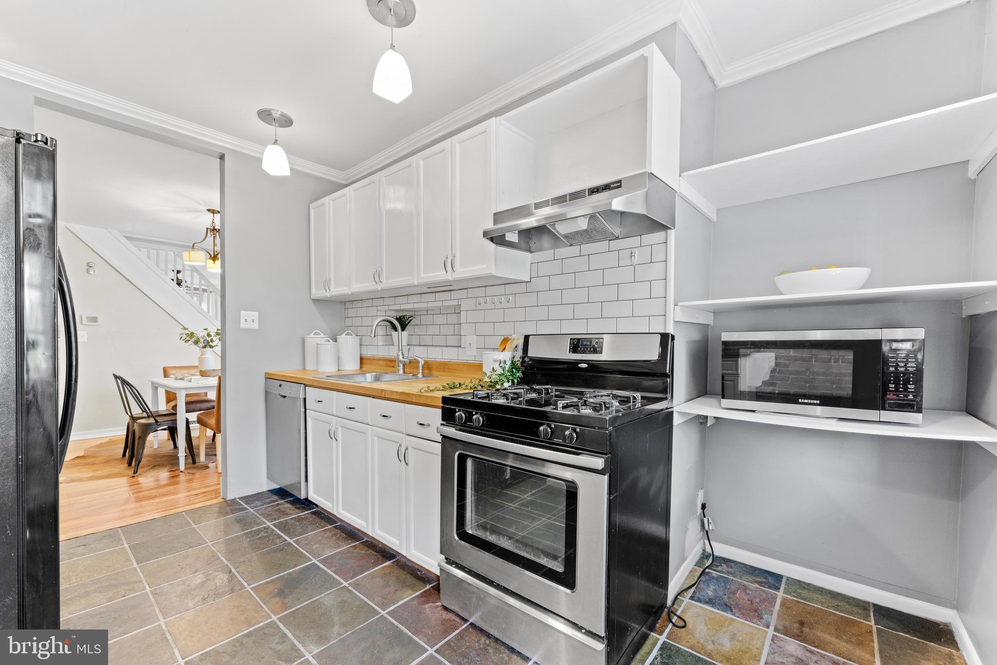 2949 Keswick Road Baltimore, MD 21211 - Photo 8 of 29 Kitchen