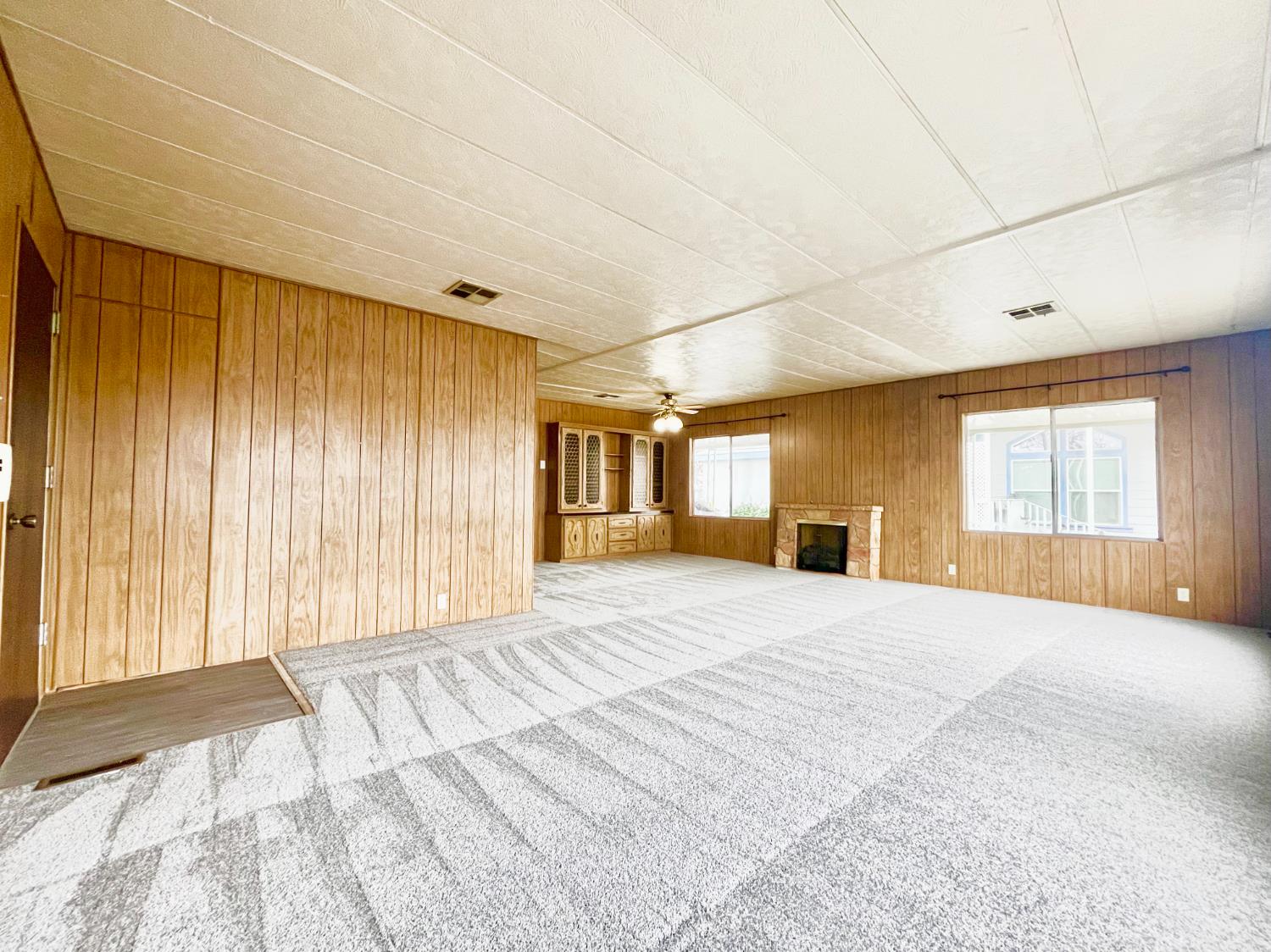 8665 Florin Road, Unit 94 Sacramento, CA 95828 - Photo 5 of 16