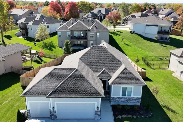 $479,900 | 2625 Southwest Summer Creek Place, Blue Springs, MO 64015