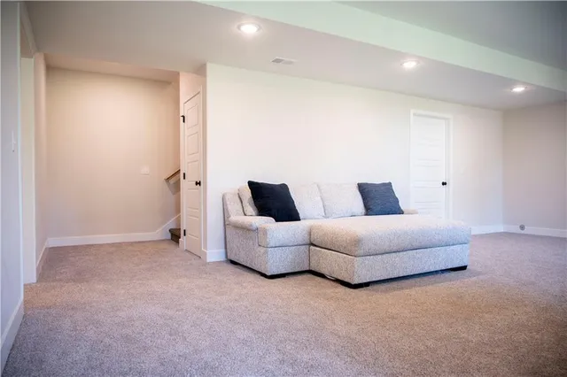 $479,900 | 2625 Southwest Summer Creek Place, Blue Springs, MO 64015