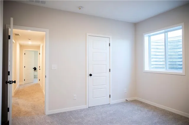 $479,900 | 2625 Southwest Summer Creek Place, Blue Springs, MO 64015