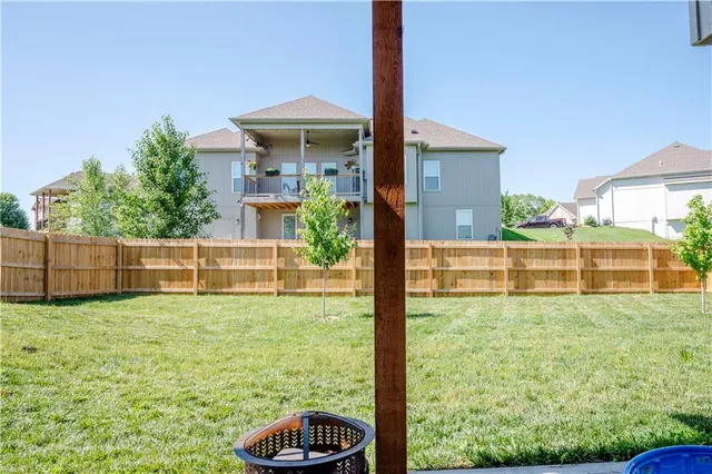 $479,900 | 2625 Southwest Summer Creek Place, Blue Springs, MO 64015