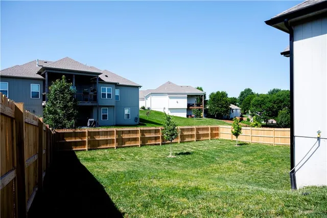 $479,900 | 2625 Southwest Summer Creek Place, Blue Springs, MO 64015