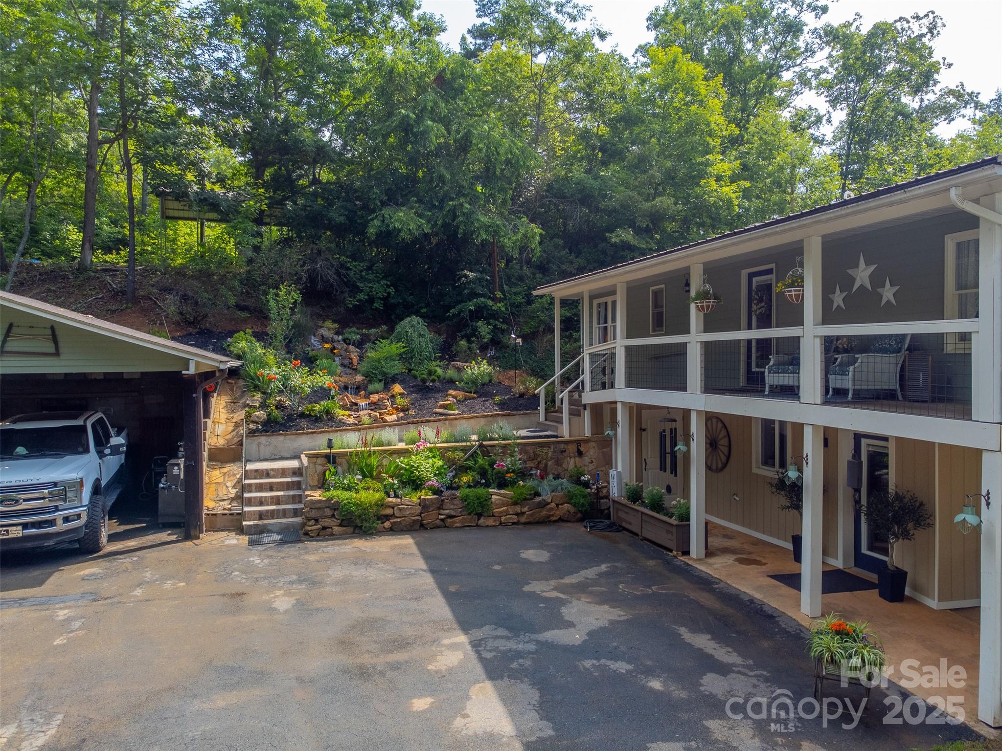 1845 Sanderstown Road Franklin, NC 28734 - Photo 31 of 37 Gallery Image 31