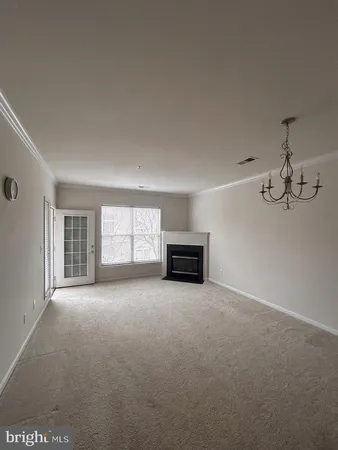 $2,535 | 3810 Lightfoot Street, Unit 206, Chantilly, VA 20151