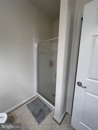 $2,535 | 3810 Lightfoot Street, Unit 206, Chantilly, VA 20151