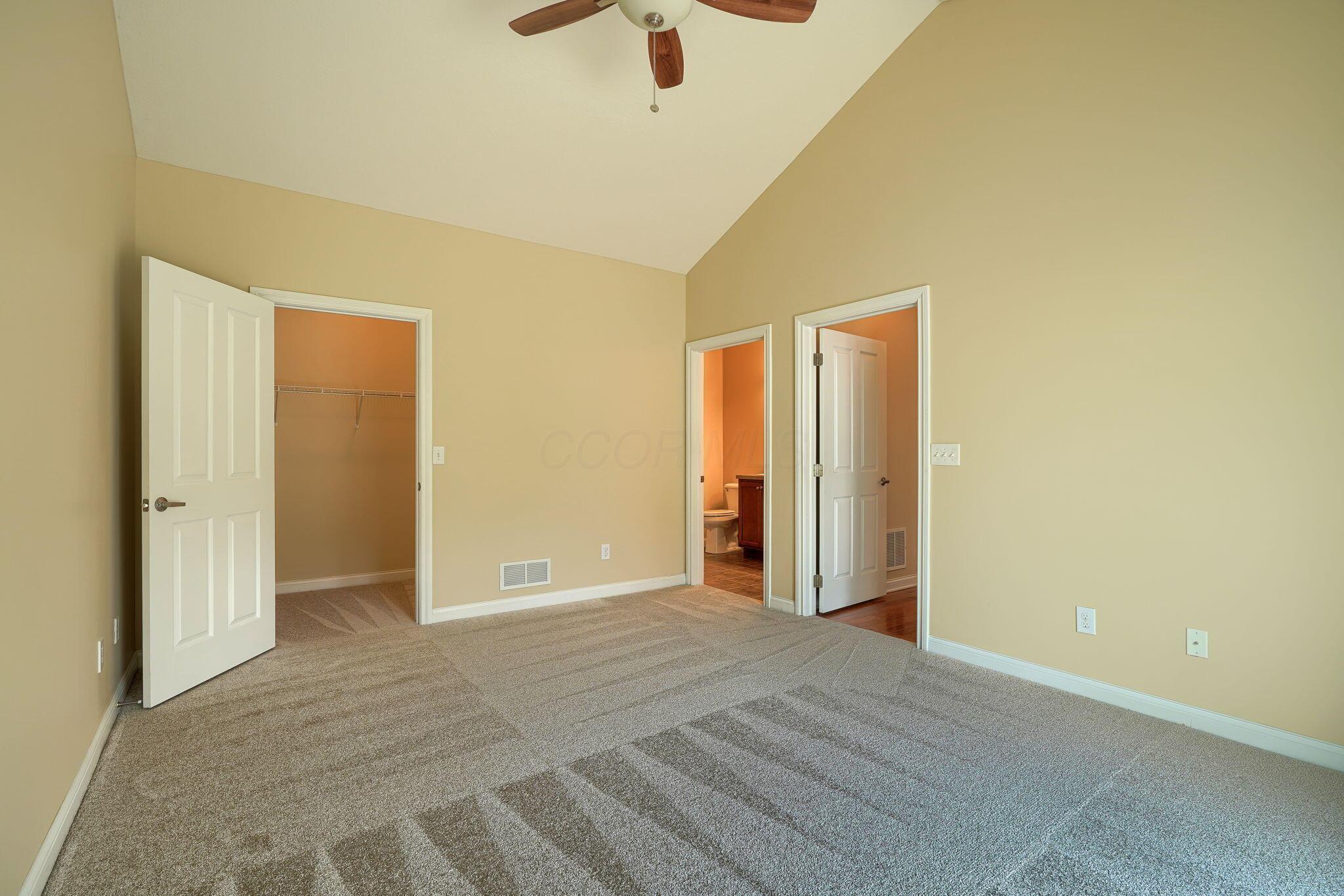 6911 Rothwell Street, Unit 5 New Albany, OH 43054 - Photo 23 of 44 Primary bedroom