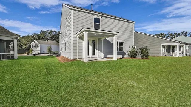 $459,900 | 328 Dickerson Lane, Summerville, SC 29485