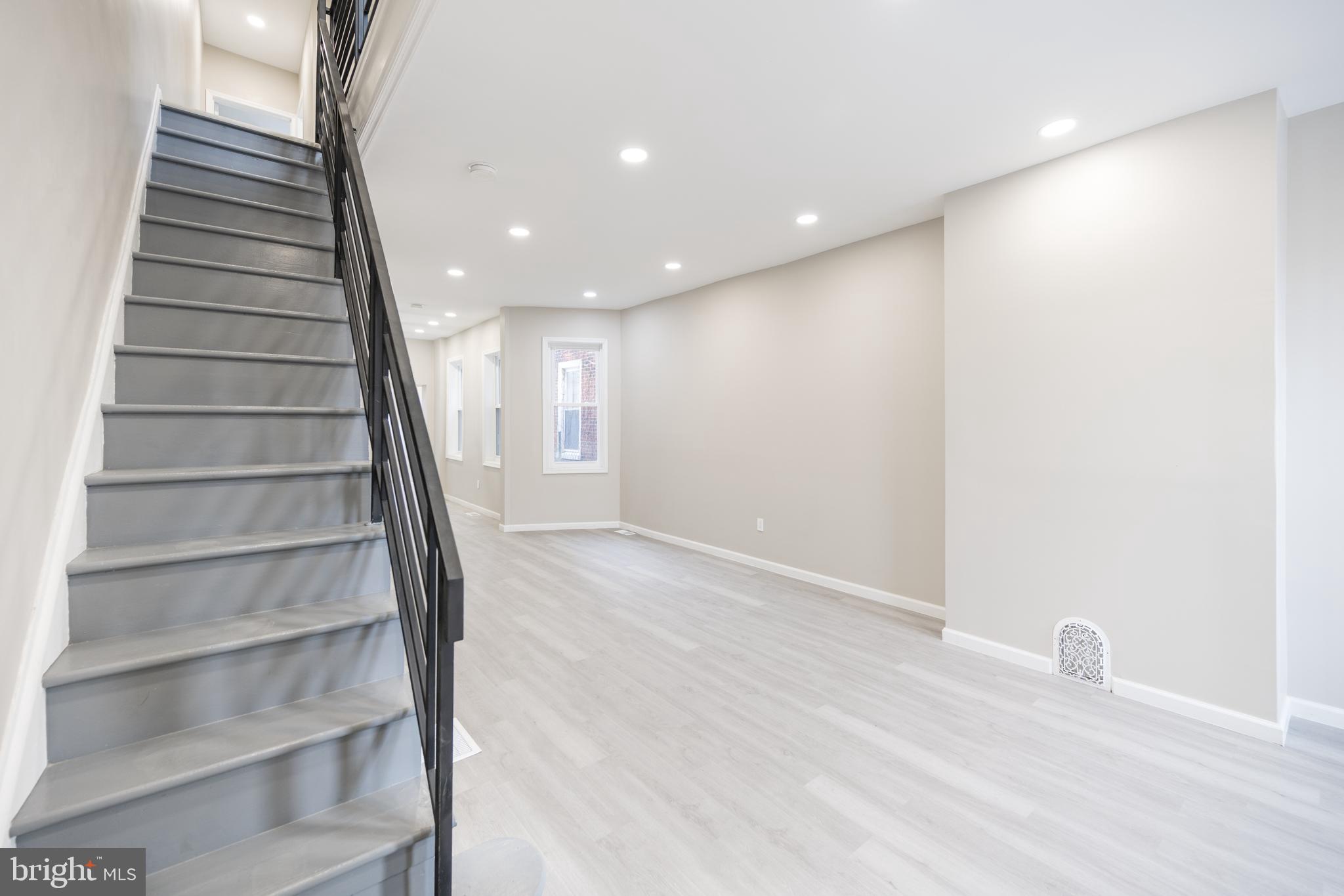 2265 East Clearfield Street Philadelphia, PA 19134 - Photo 1 of 27