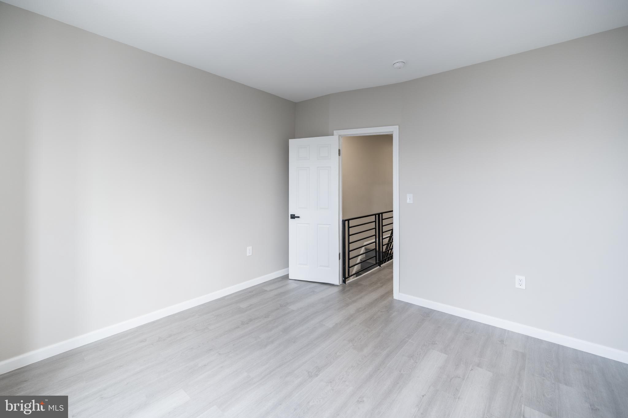 2265 East Clearfield Street Philadelphia, PA 19134 - Photo 13 of 27