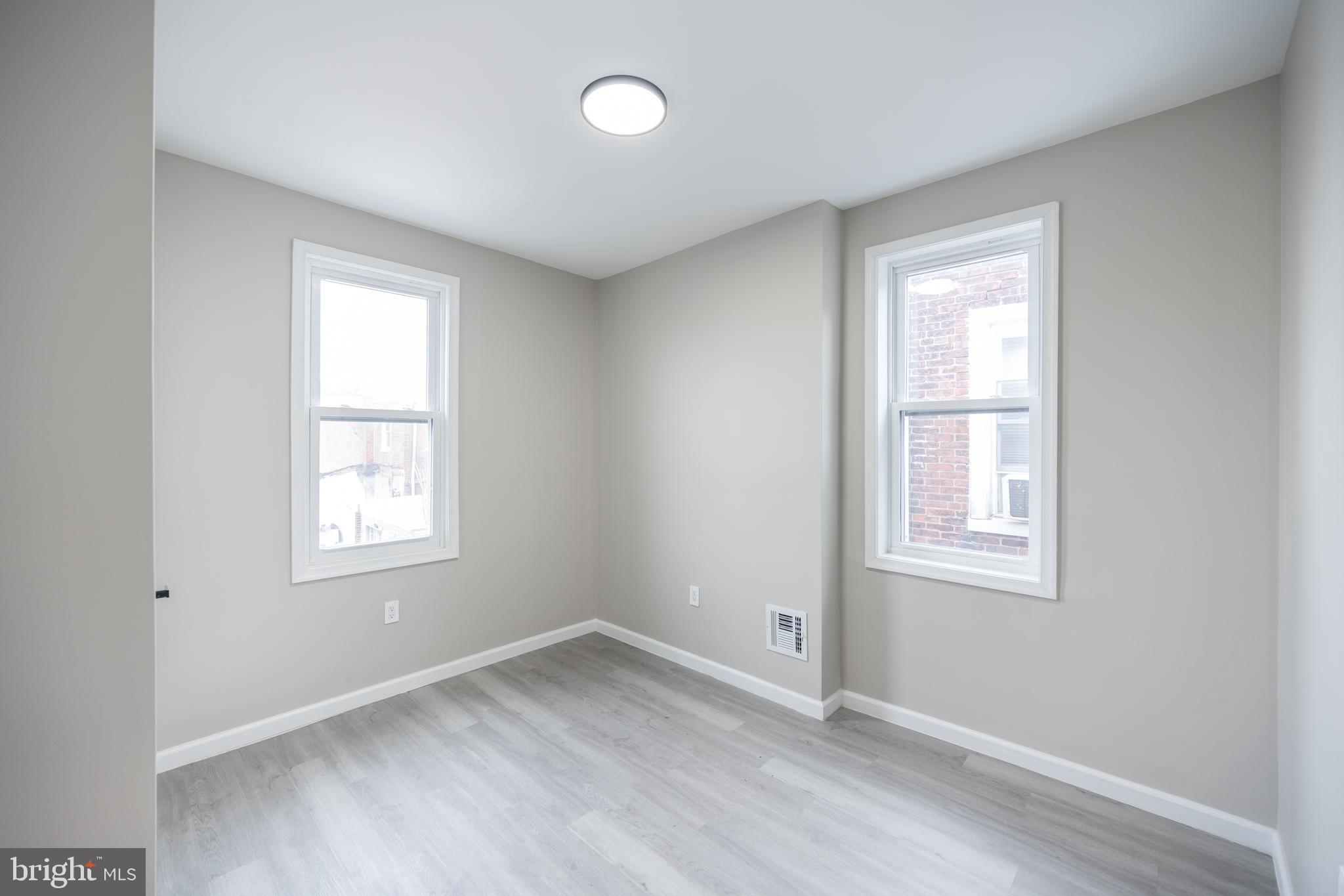 2265 East Clearfield Street Philadelphia, PA 19134 - Photo 6 of 27