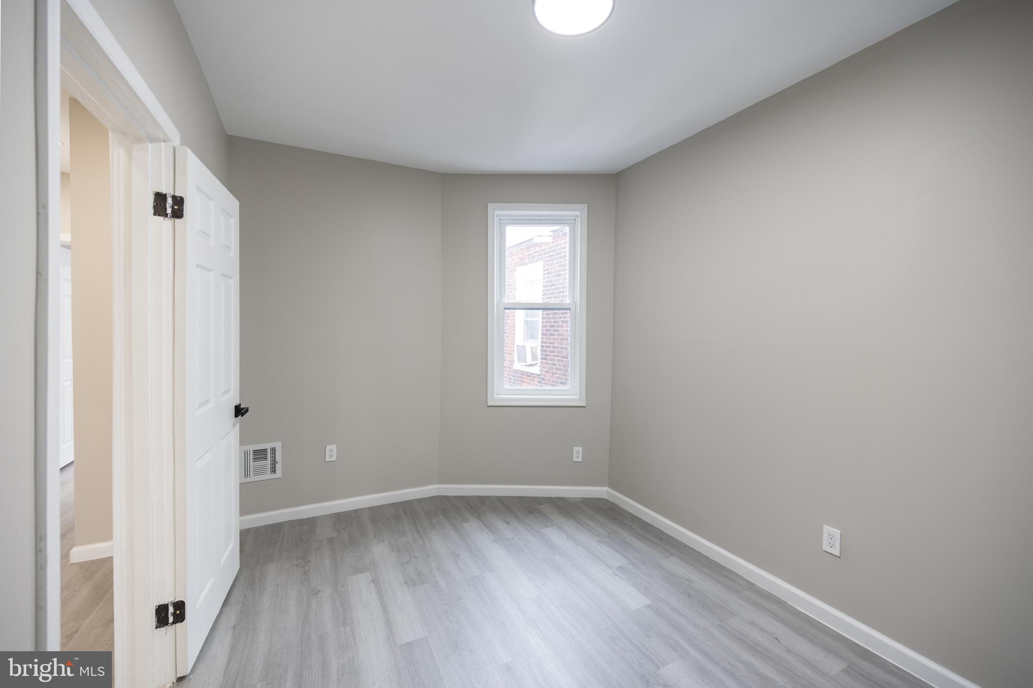 2265 East Clearfield Street Philadelphia, PA 19134 - Photo 10 of 27