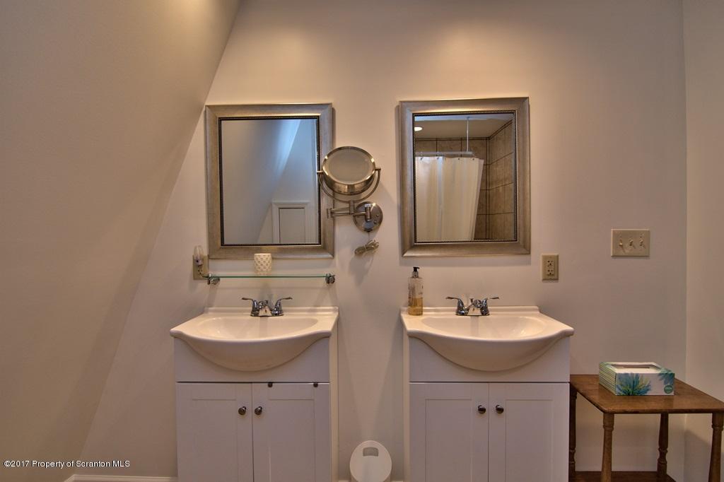 33 Hitchcock Road Lake Ariel, PA 18436 - Photo 21 of 33 Gallery Image 21