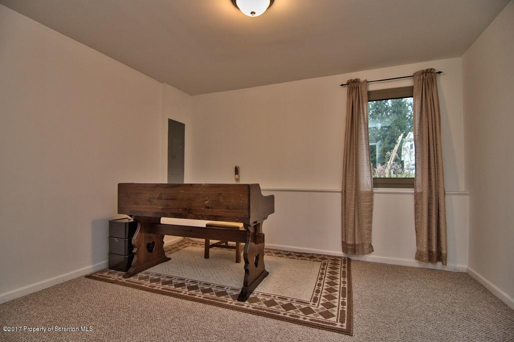 33 Hitchcock Road Lake Ariel, PA 18436 - Photo 24 of 33 Gallery Image 24