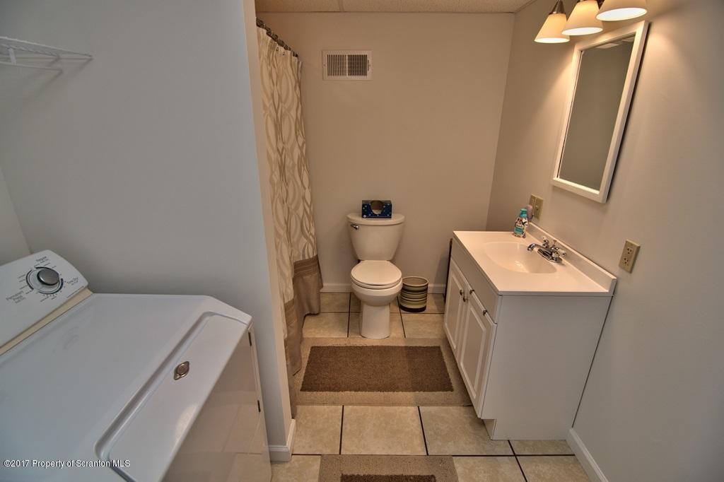 33 Hitchcock Road Lake Ariel, PA 18436 - Photo 27 of 33 Gallery Image 27