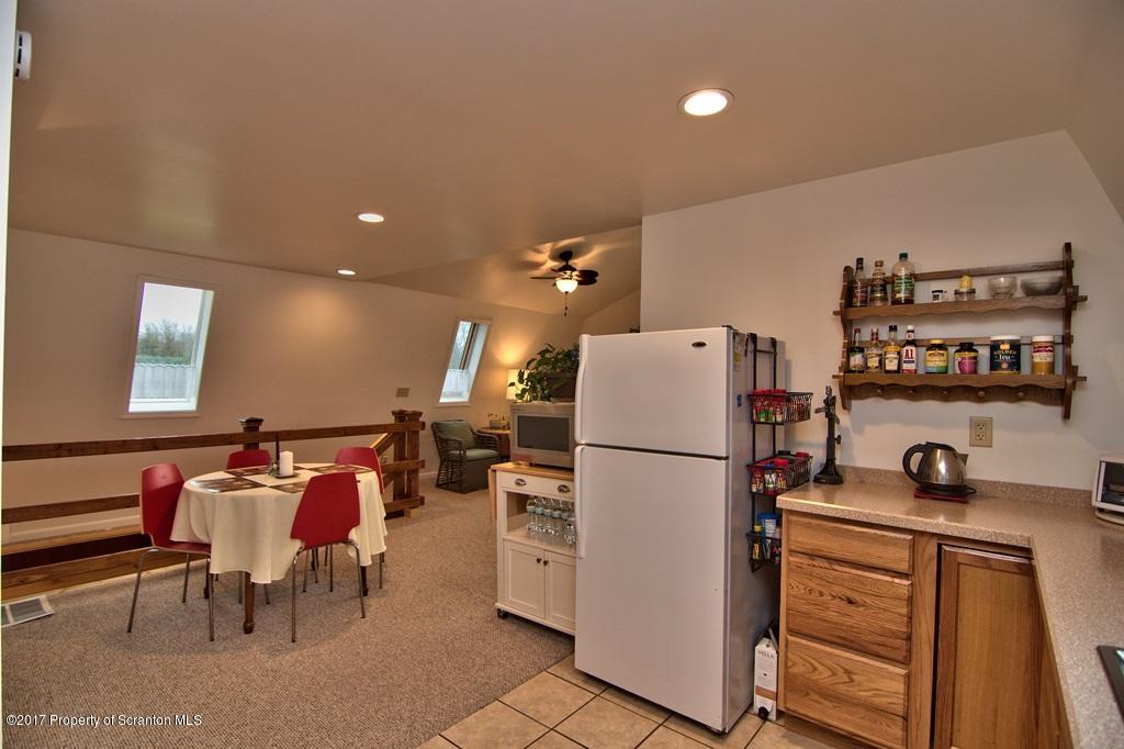 33 Hitchcock Road Lake Ariel, PA 18436 - Photo 8 of 33 Gallery Image 8