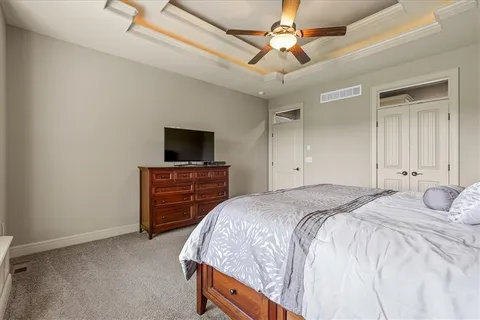 $950,000 | 11775 Northwest 81 Street, Parkville, MO 64152