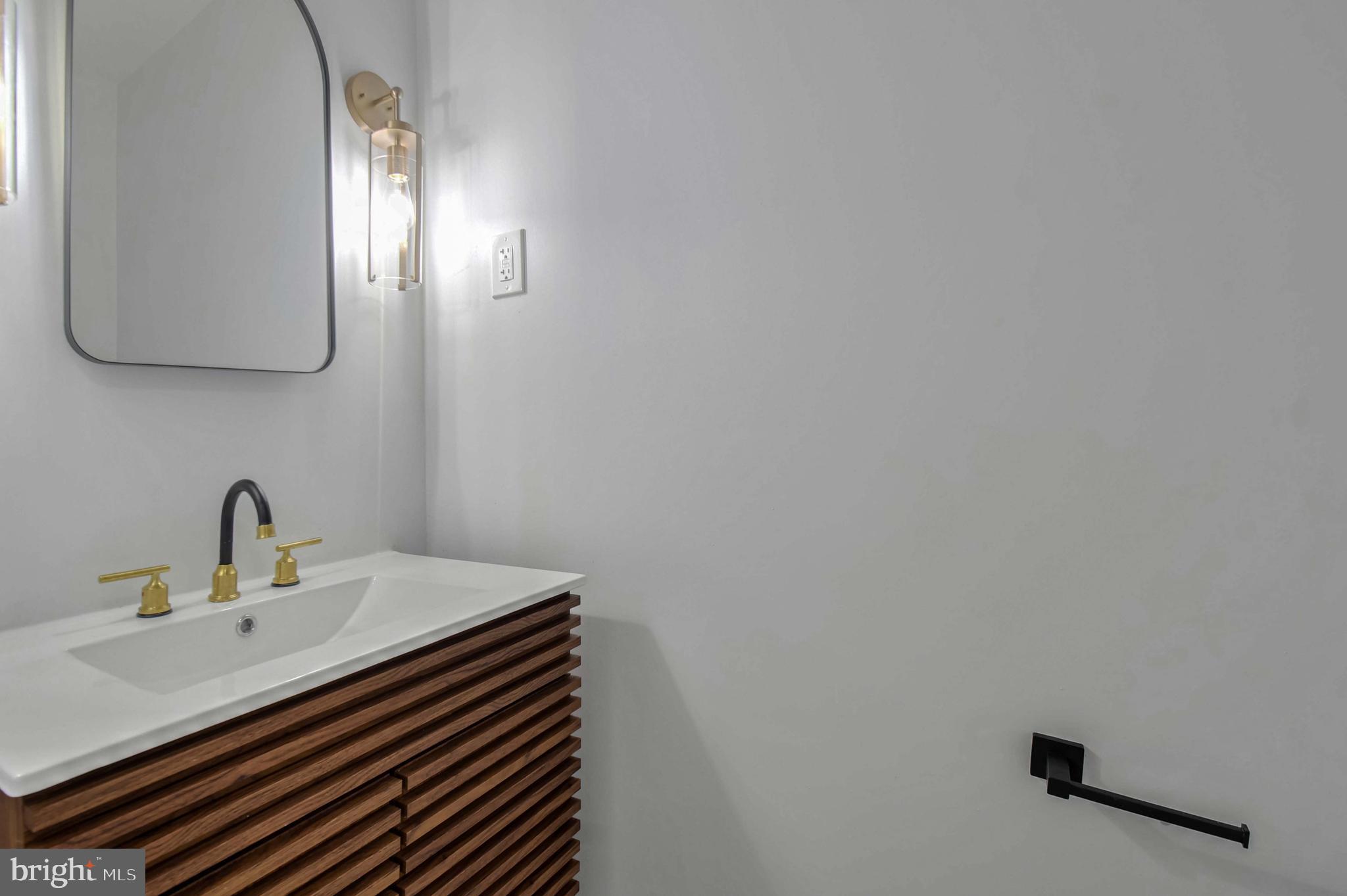 8812 Churchfield Lane Laurel, MD 20708 - Photo 11 of 30