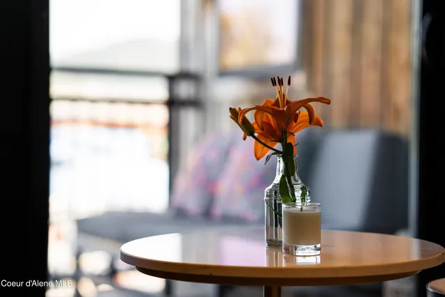 $826,000 | 115 Lake Street, Unit 203, Sandpoint, ID 83864