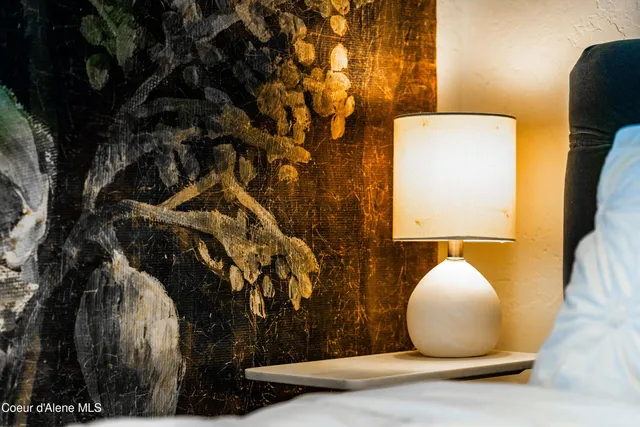 $826,000 | 115 Lake Street, Unit 203, Sandpoint, ID 83864