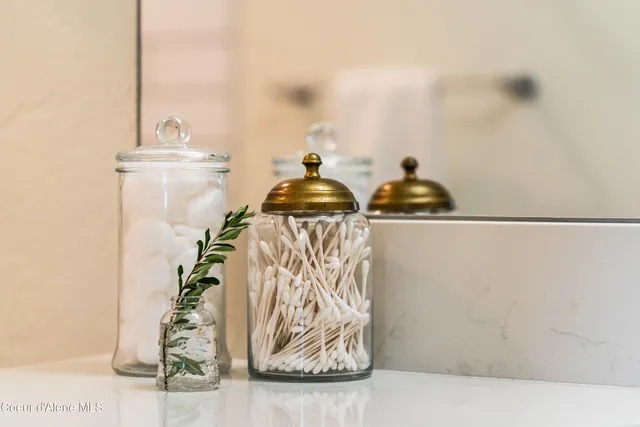 $826,000 | 115 Lake Street, Unit 203, Sandpoint, ID 83864