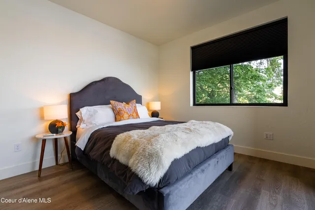 $826,000 | 115 Lake Street, Unit 203, Sandpoint, ID 83864