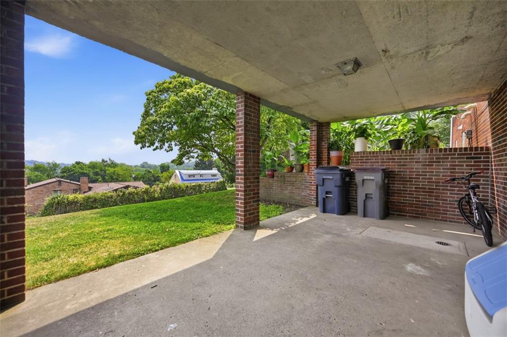 514 Fort Couch Road Pittsburgh, PA 15241 - Photo 33 of 47 covered