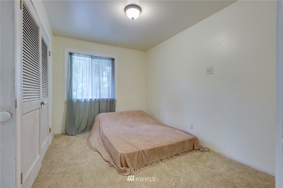 2609 Southeast Angels Hollow Way Olalla, WA 98359 - Photo 14 of 25 Gallery Image 14