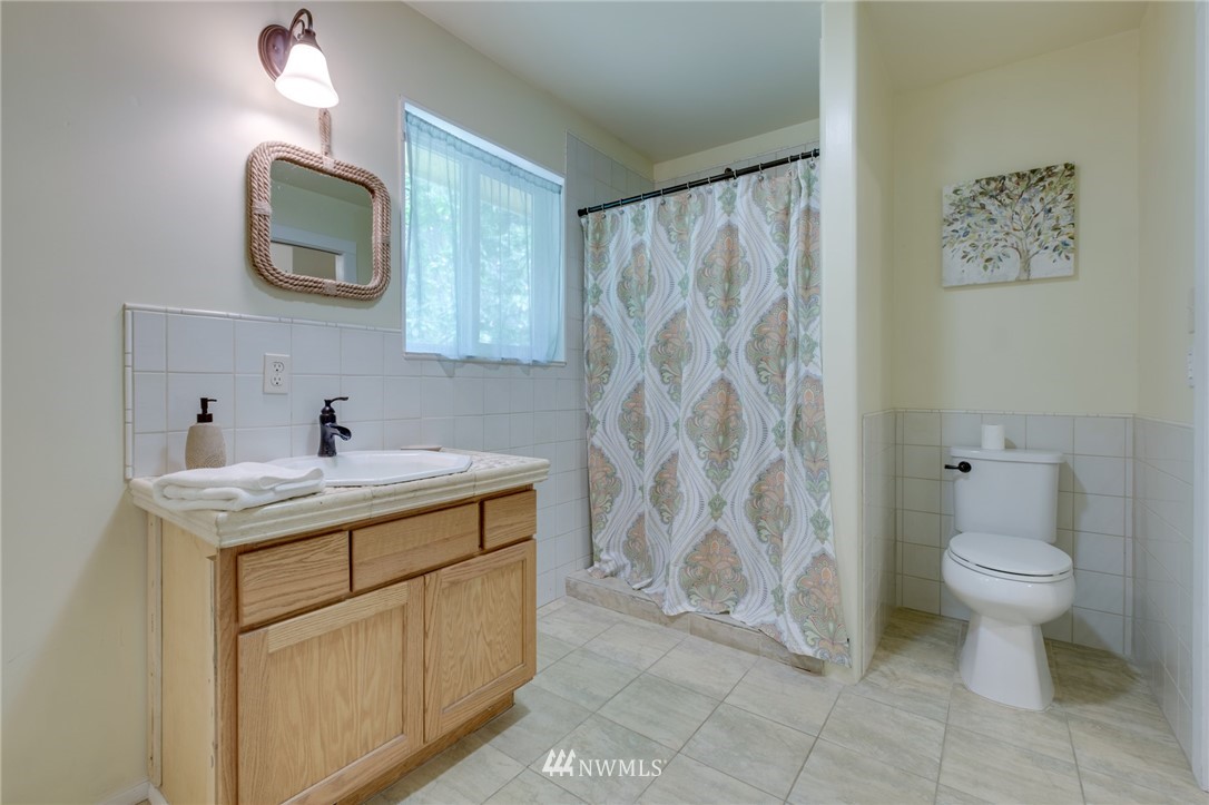 2609 Southeast Angels Hollow Way Olalla, WA 98359 - Photo 16 of 25 Gallery Image 16